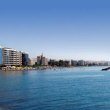 Eden Beach Apartment No. 303 Apartamento *